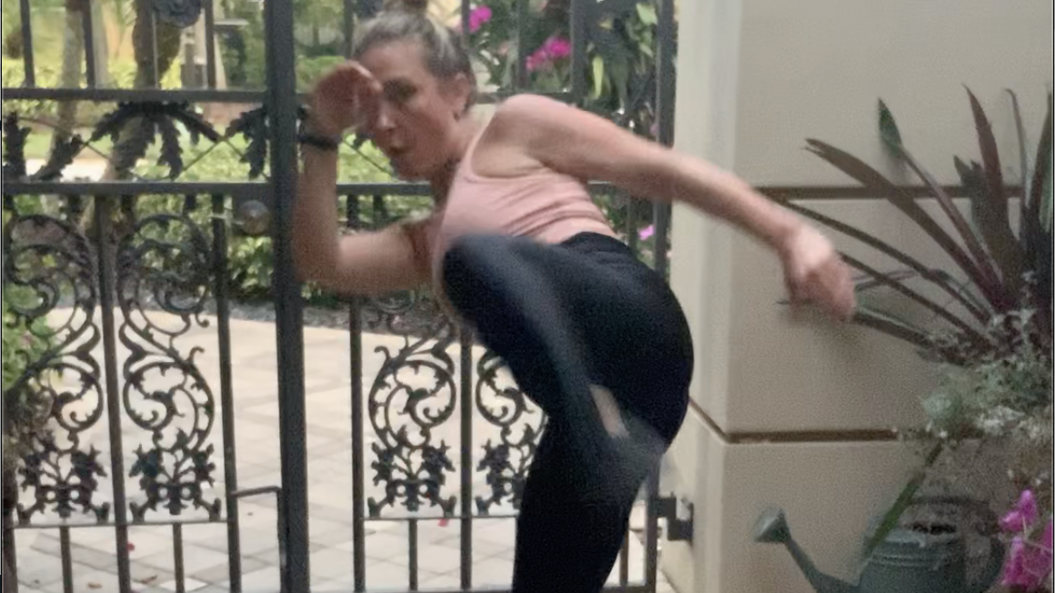 Bodyweight Kickboxing 25 with Rachael