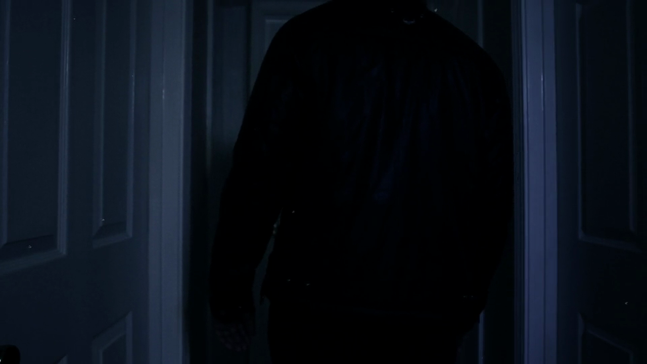 Red River - Episode 11 (I Can Help You)