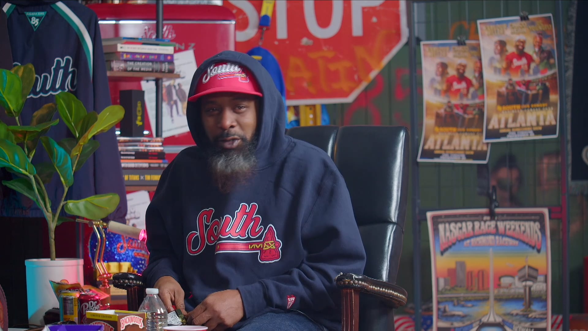 MONKEY NUTS SHORTS: MONKEY NUTS