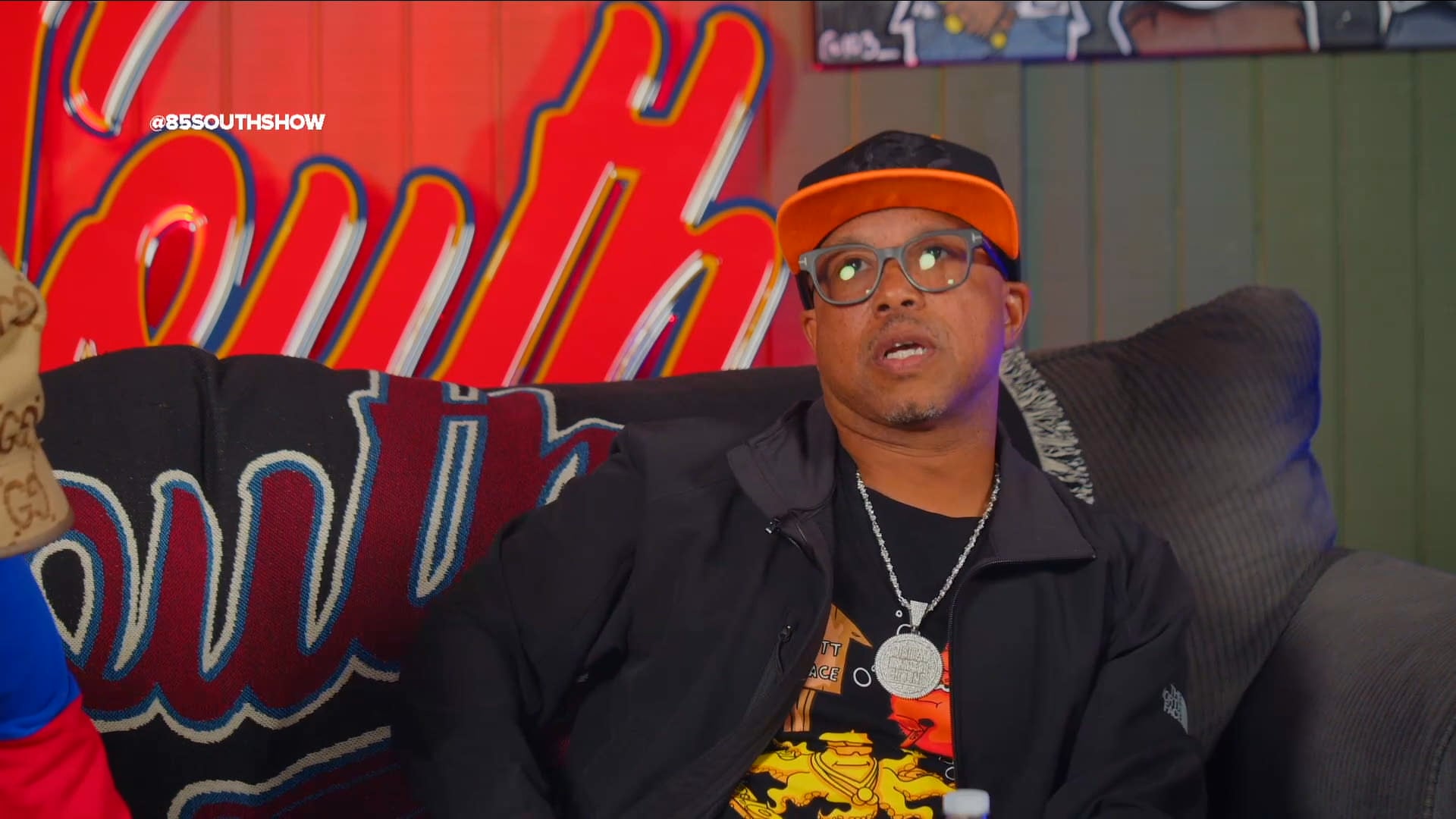 SHORTS | MONEY B | TAP TO PLAY FAN CARD