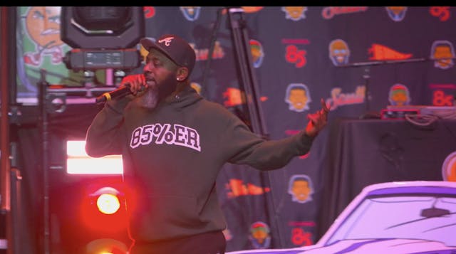 HOW YOU THE BOYFRIEND? |  LIVE FROM P...