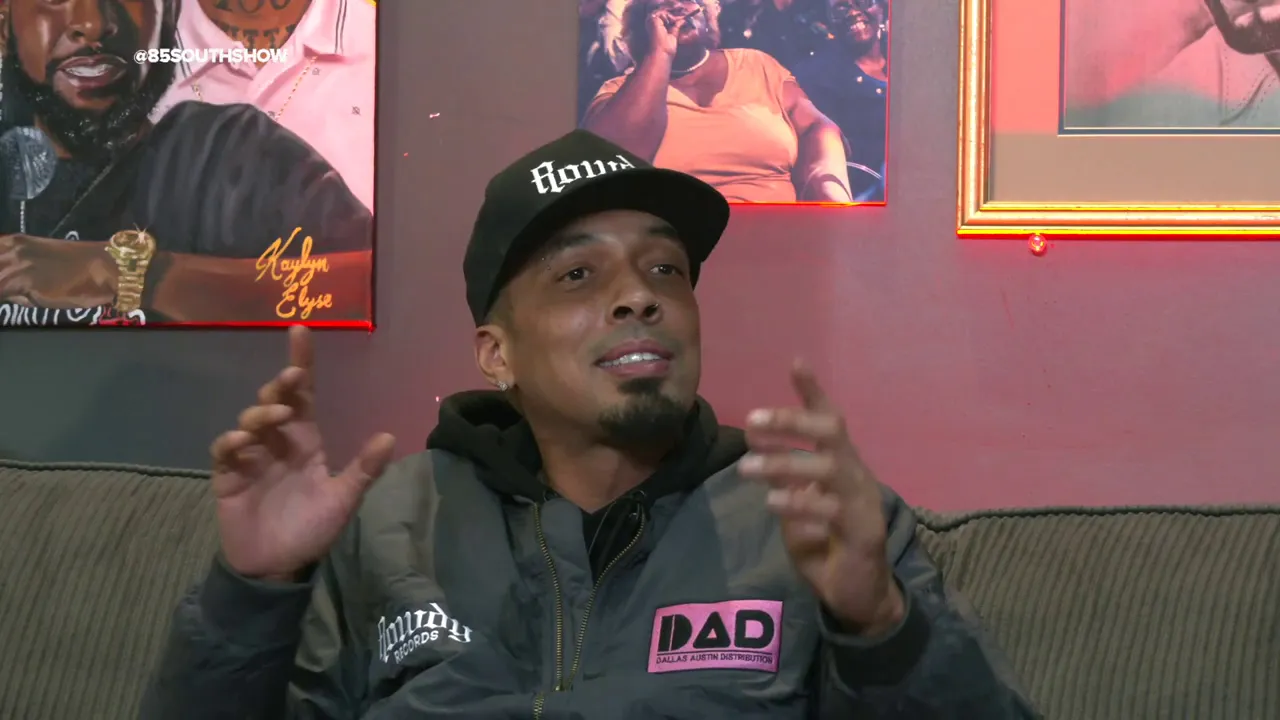 😂😂😂 James Brown was slappin the fun outta people!