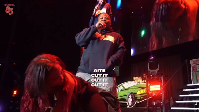 NAVV'S TWERK CONTEST | THE CHICKEN NU...