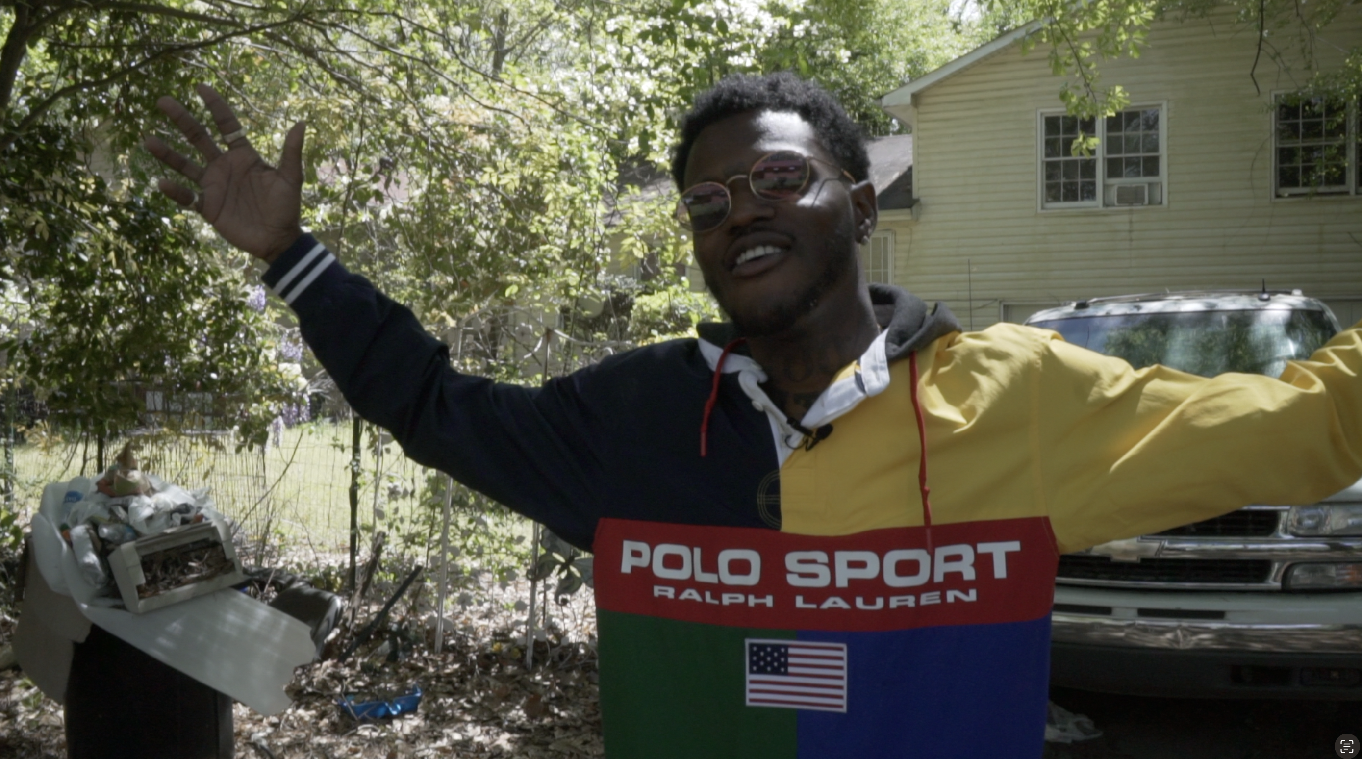 LIVE FLY | DC Takes You To His Crib 