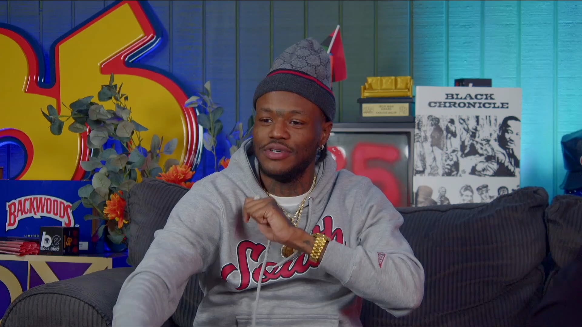 SLIM THUG SHORTS: DC PAYS FOR PURSE