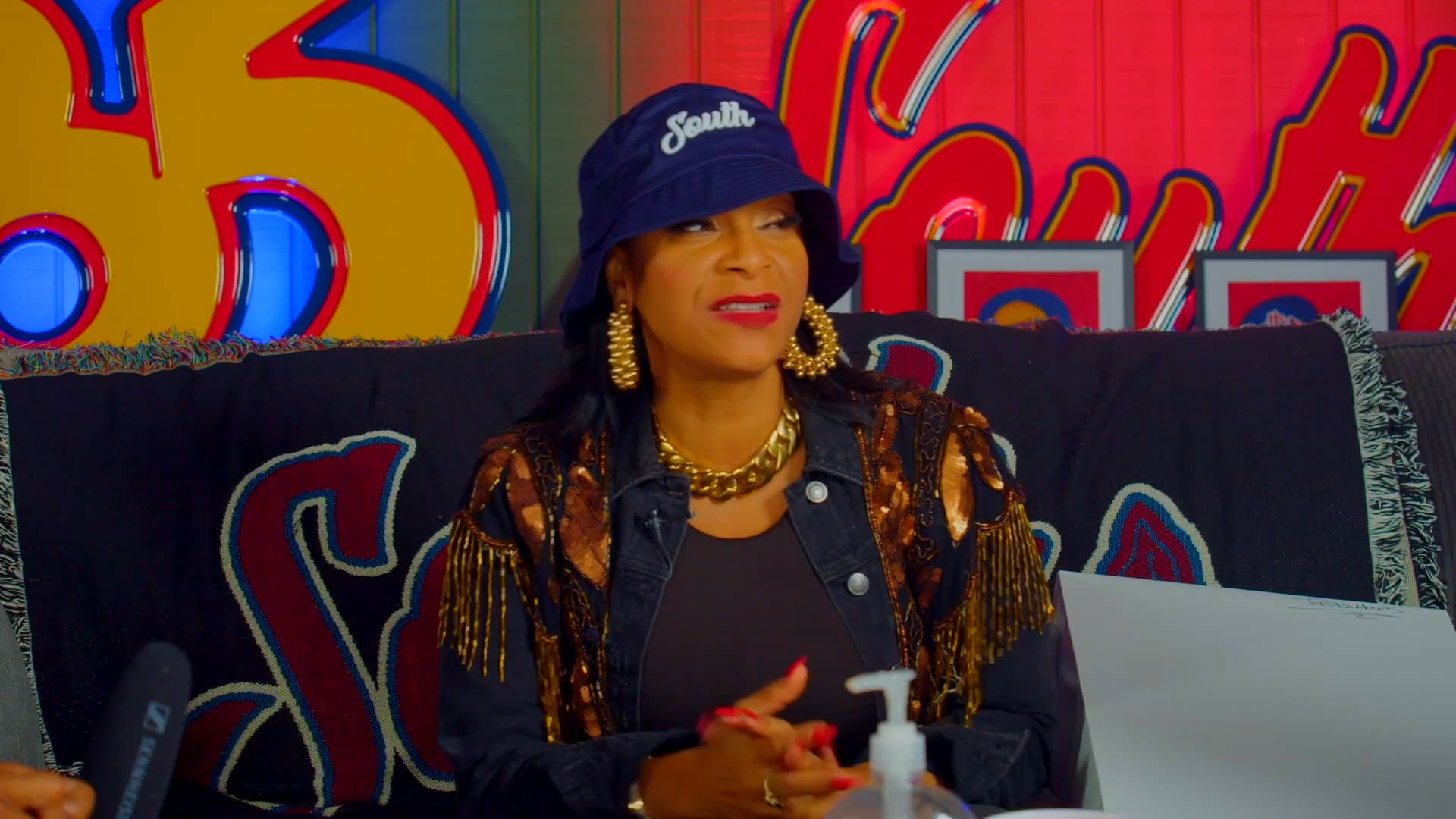 SHORTS |TEEDRA MOSSES  | PANTIES ON STAGE