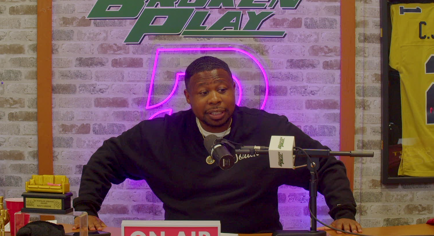 BROKEN PLAY | NAVV GREENE FT. JOJO ALONSO & REGGIE BALL  | S04 | EP 22