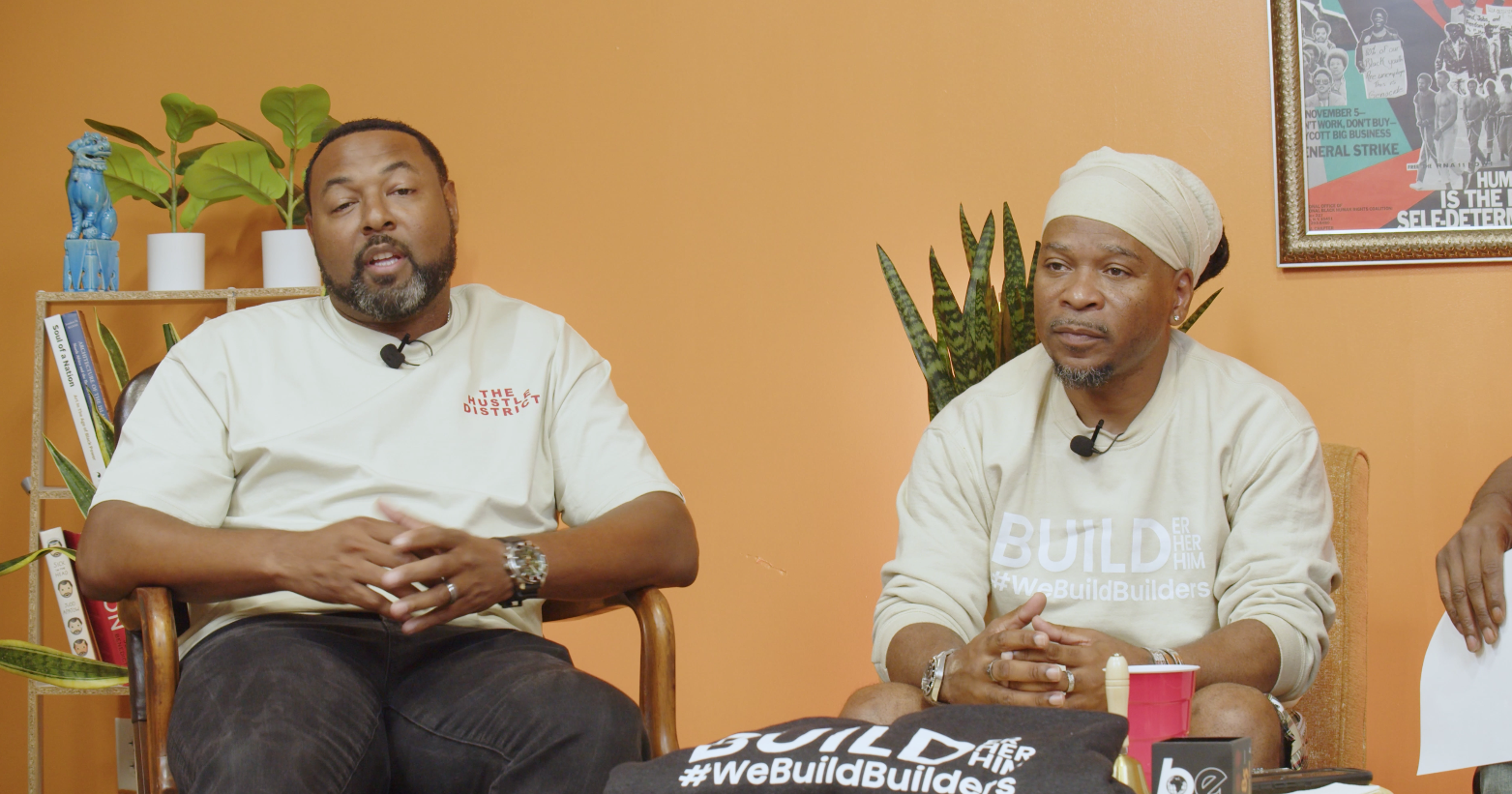 THE CONSTRUCTION KINGS | BLACK MARKET