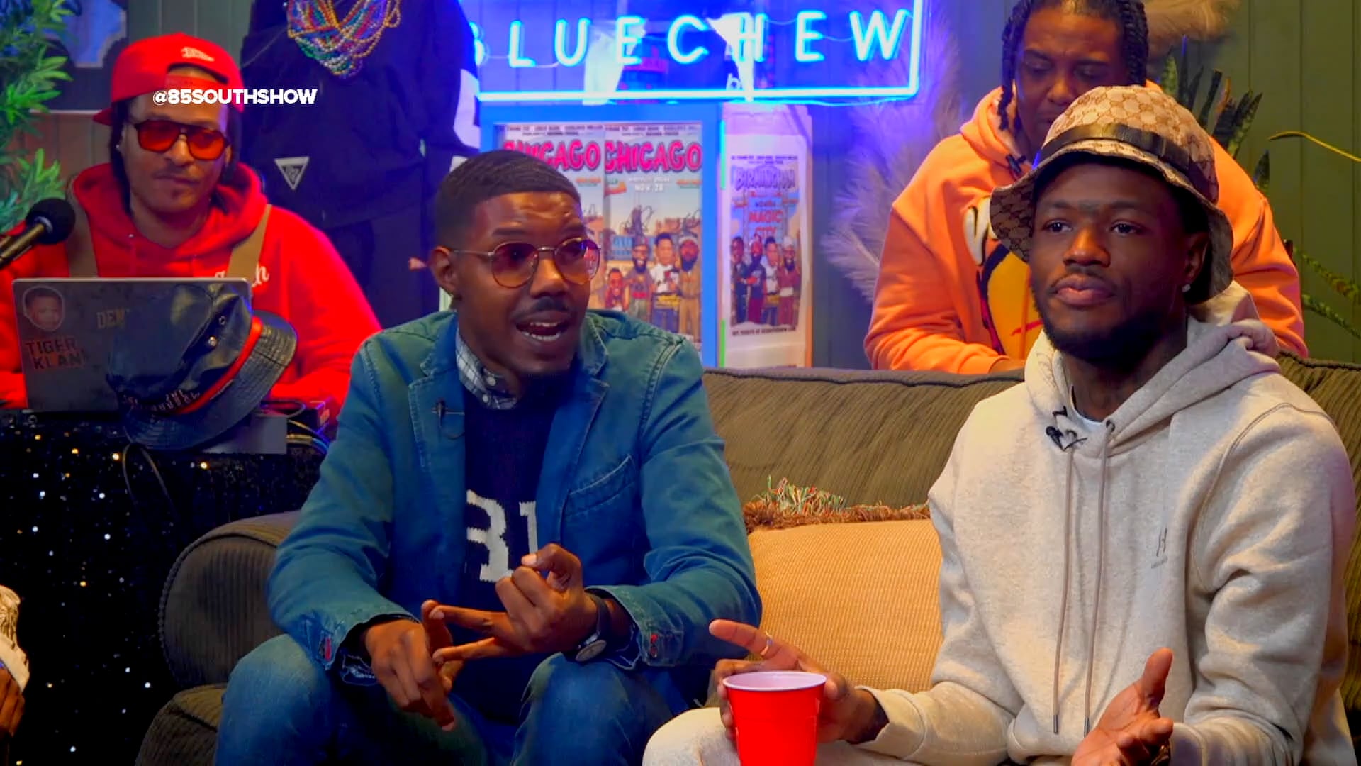 SHORTS | DUNKIN DONUTS | 85 SOUTH SHOW