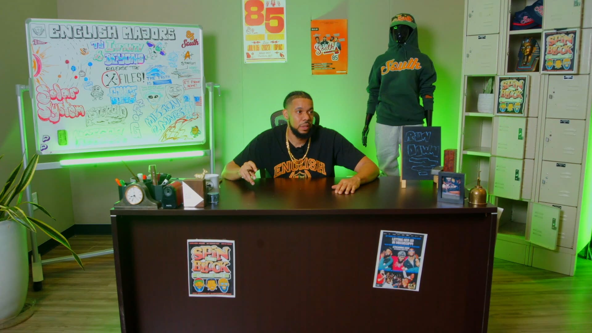 SHORTS | ENGLISH MAJORS | TO INFINITY AND BEYOND