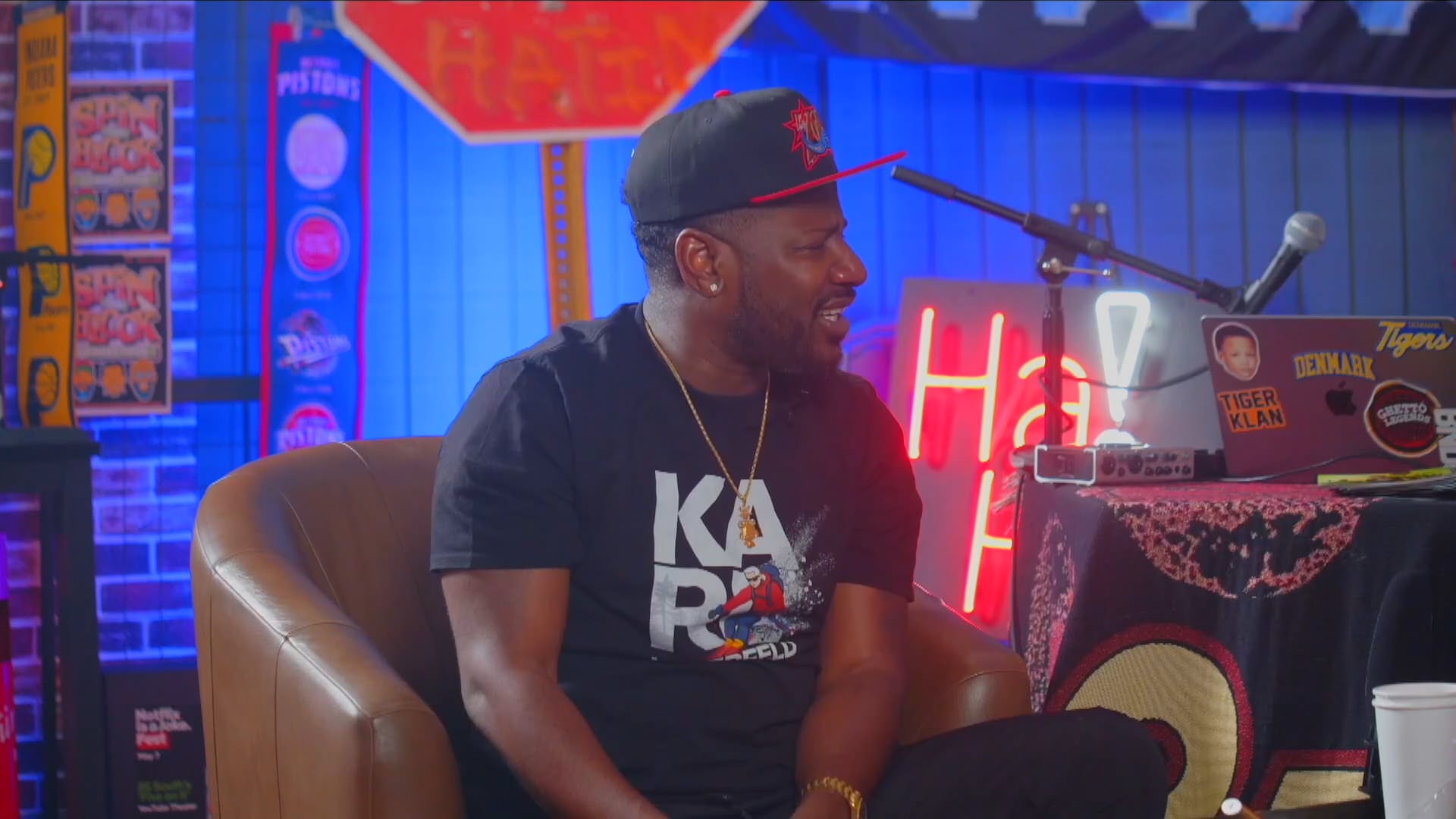 SHORTS | K DUBB | FLINSTONES