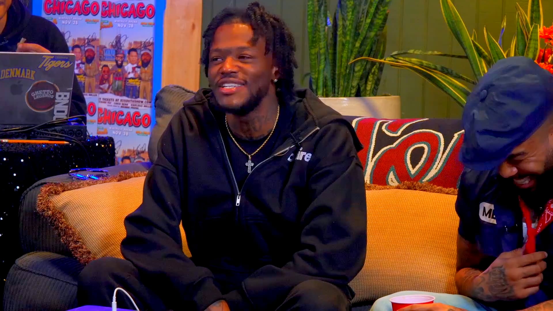 SHORTS | GRANDDAD'S BED | 85 SOUTH SHOW