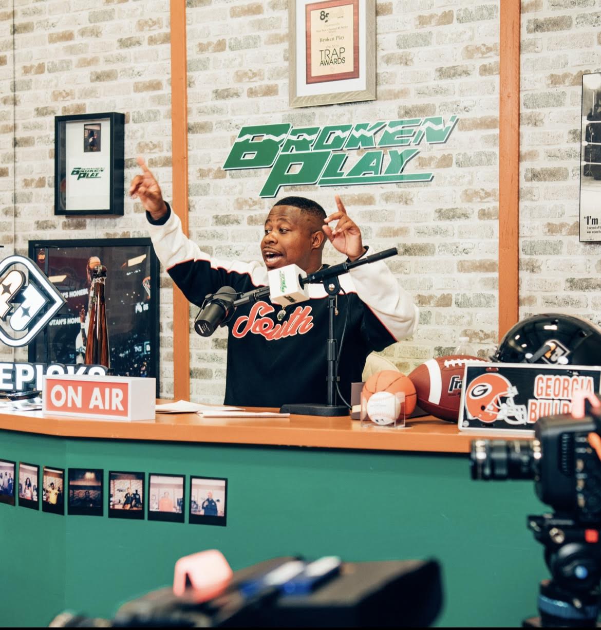 Broken Play | Navv Greene feat. Lou Young, and Reggie Ball | S03 | EP08