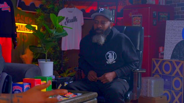 SHORTS | PACKING LUGGAGE | 85 SOUTH SHOW