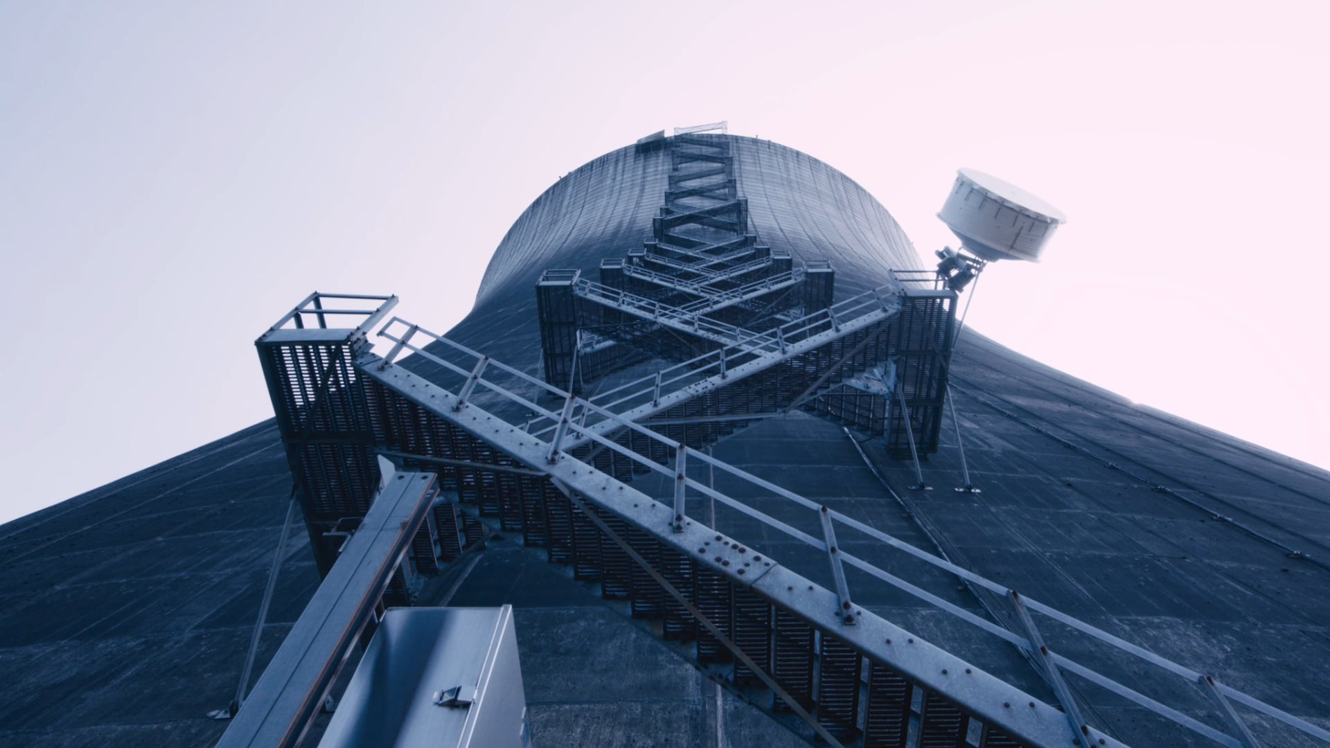 AAMV Fest S2 EP205: "Traveler's Ode" by Dao Strom