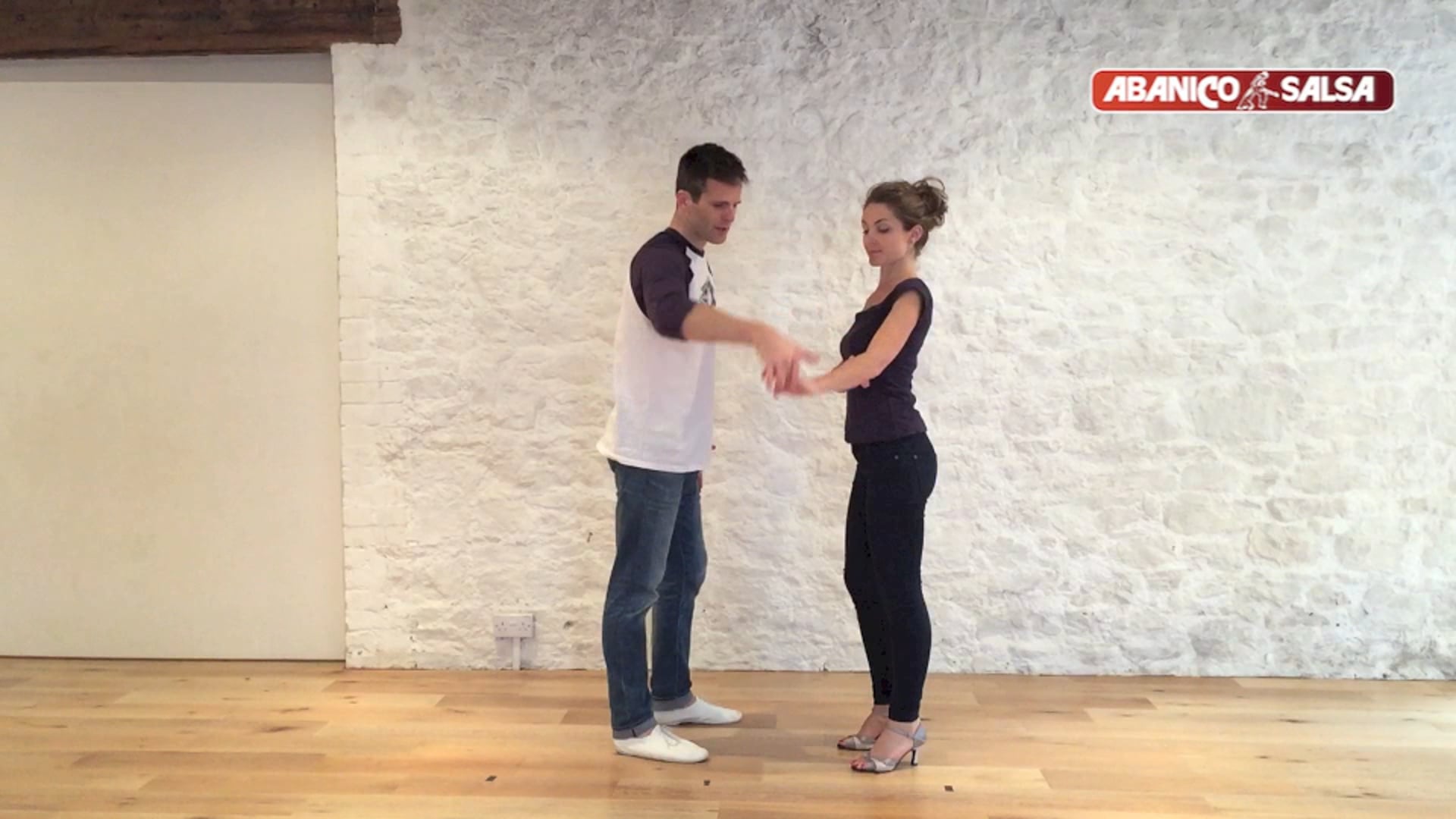 101 - Salsa - Intermediate level