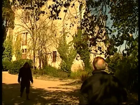 Gérard DEPARDIEU & Jean CARMET - Visite des vignes