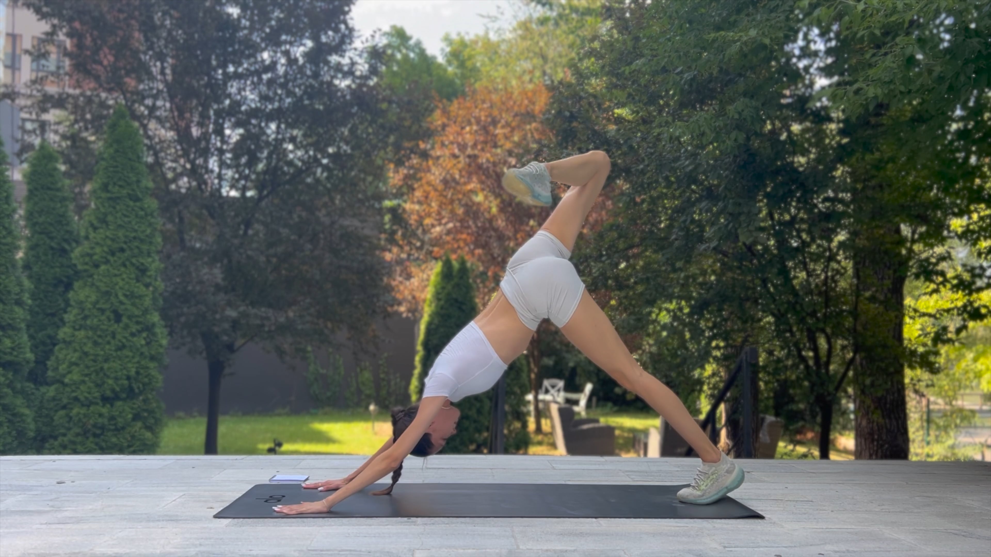 21 minute full body sculpt