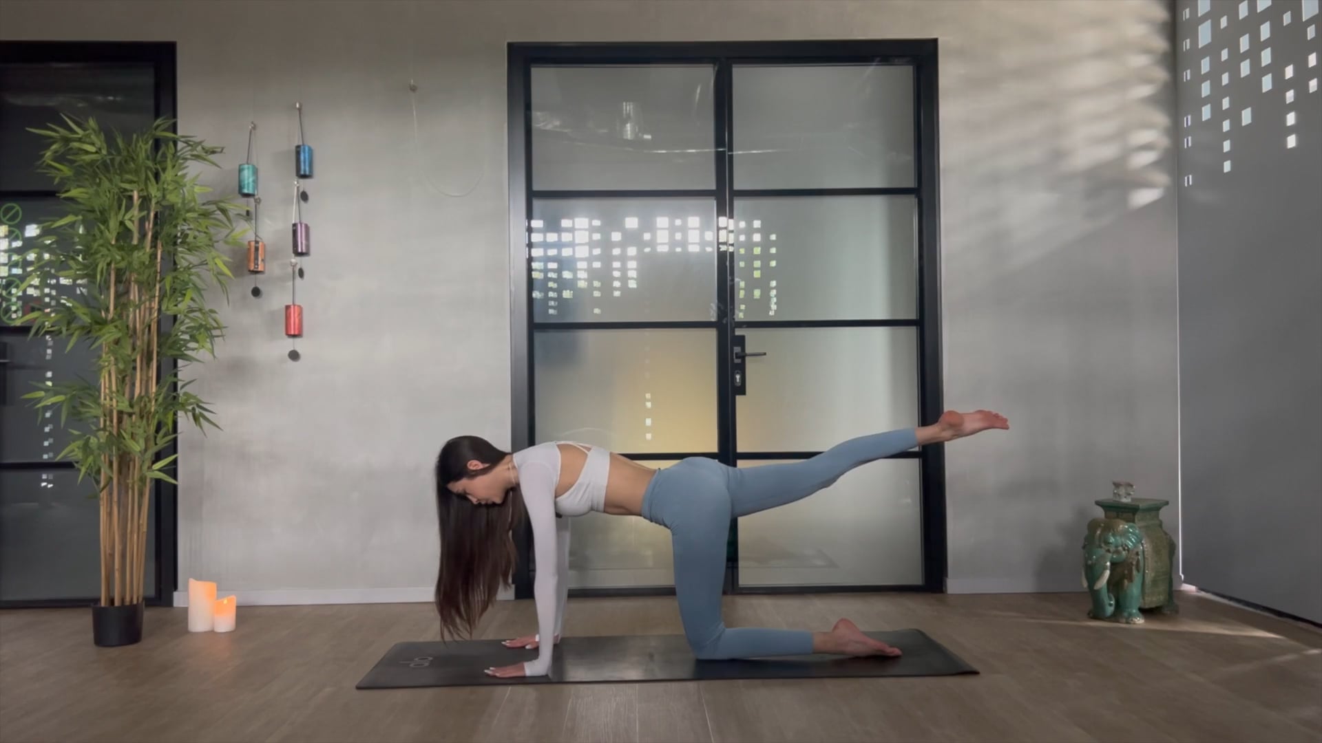 31 minute full body beginner flow