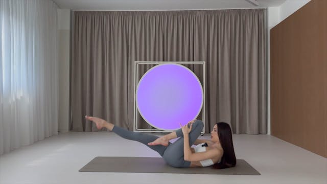 Single Leg Stretch
