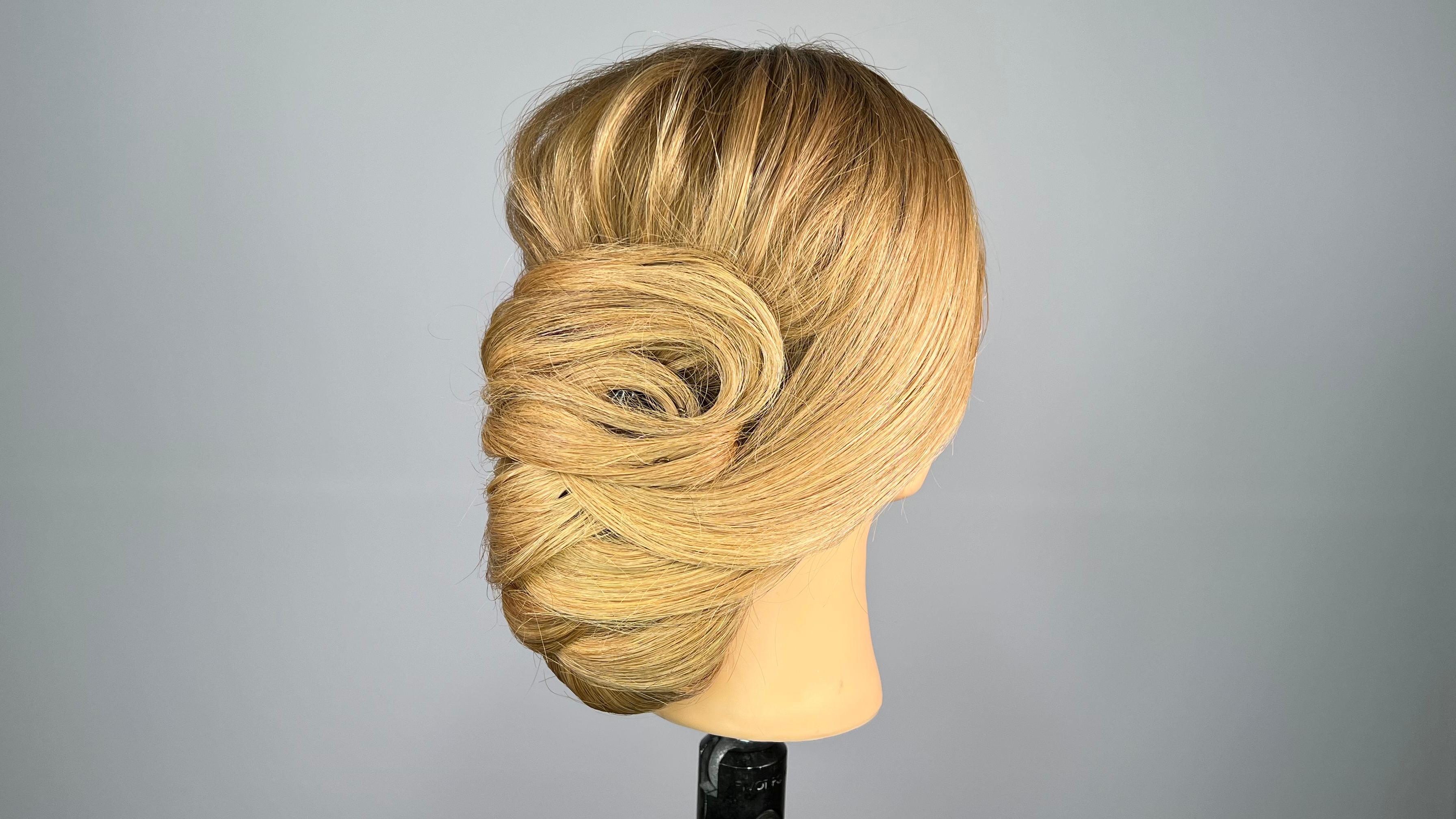Low Criss Cross Chignon 