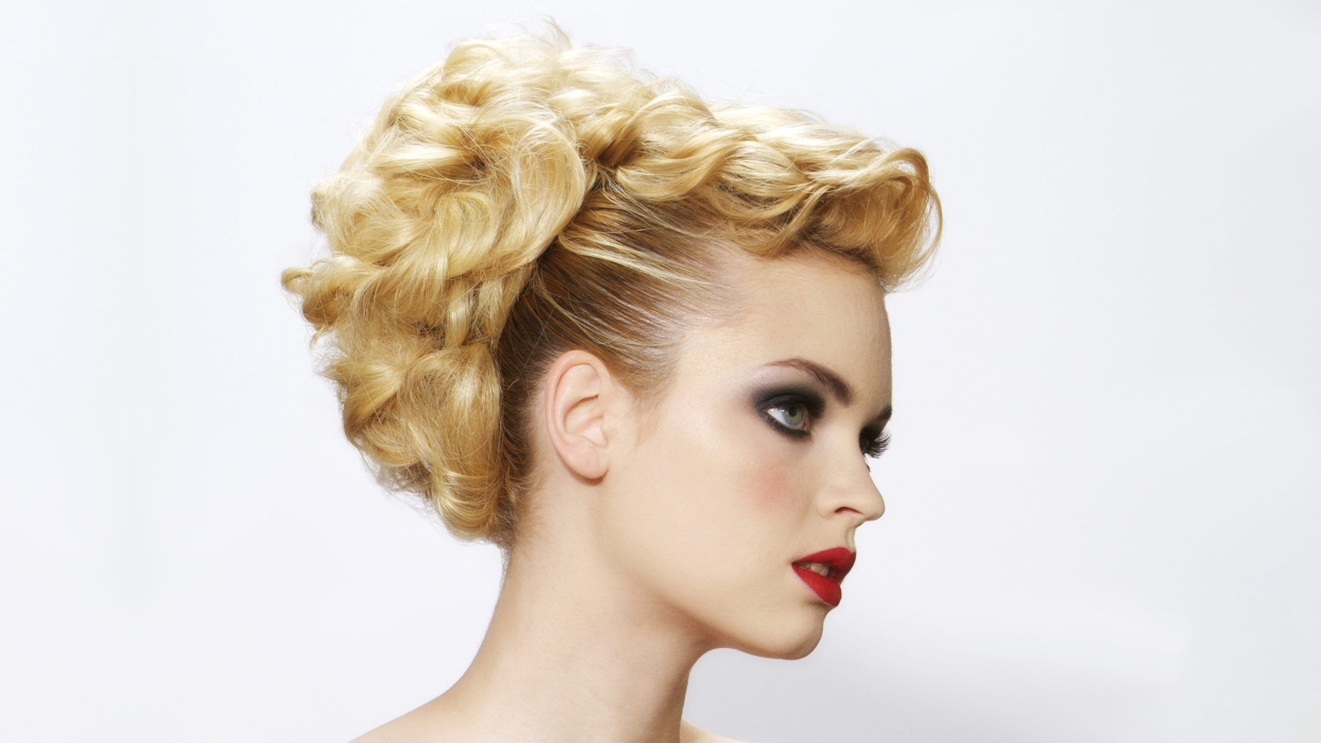 Casual Twisted Bouffant