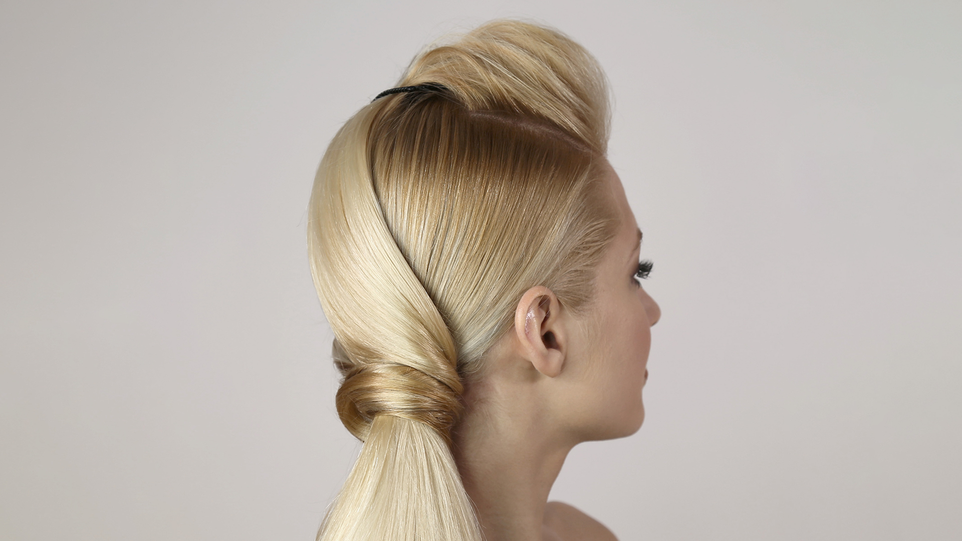 Easy Side Ponytail