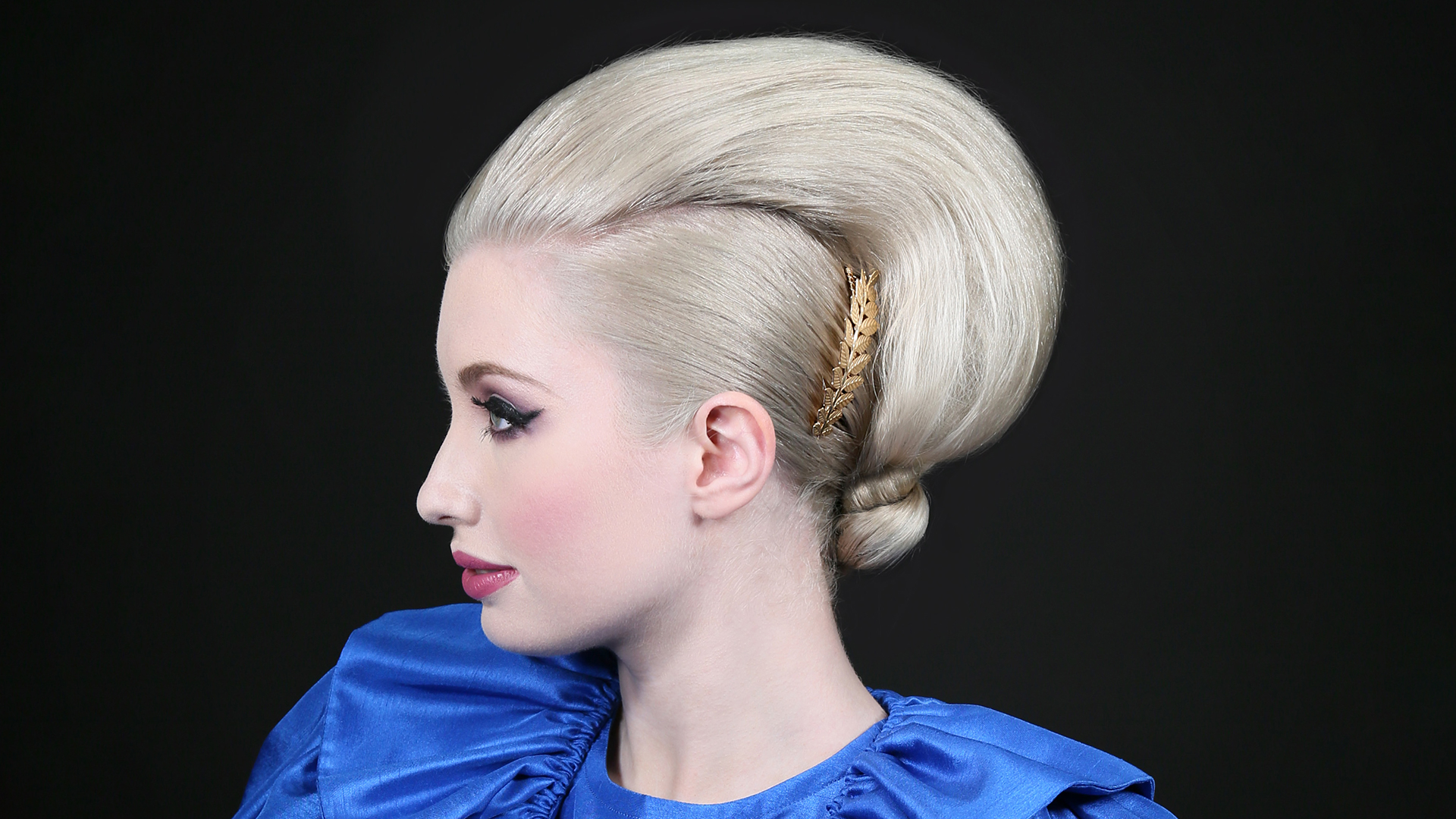 Luxury Caught Bouffant