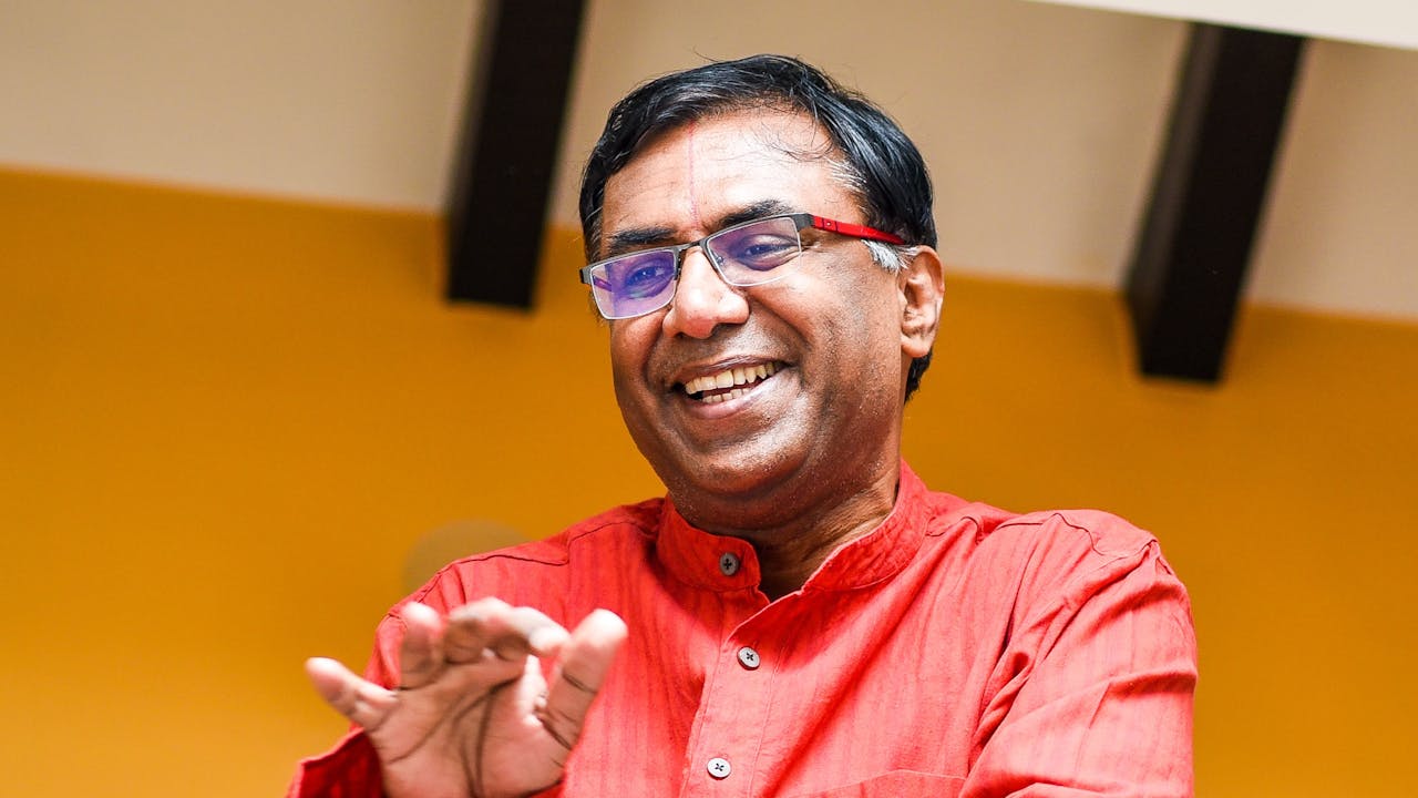 MELA RAGAMALIKA GEETAM: Chitravina N Ravikiran