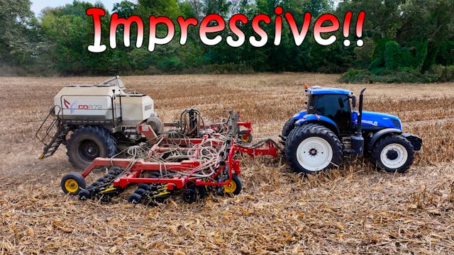 Bourgault CD872 Air Seeder in the Fie...