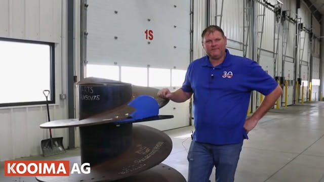 K385062 Bale Ripper Installed on Auge...