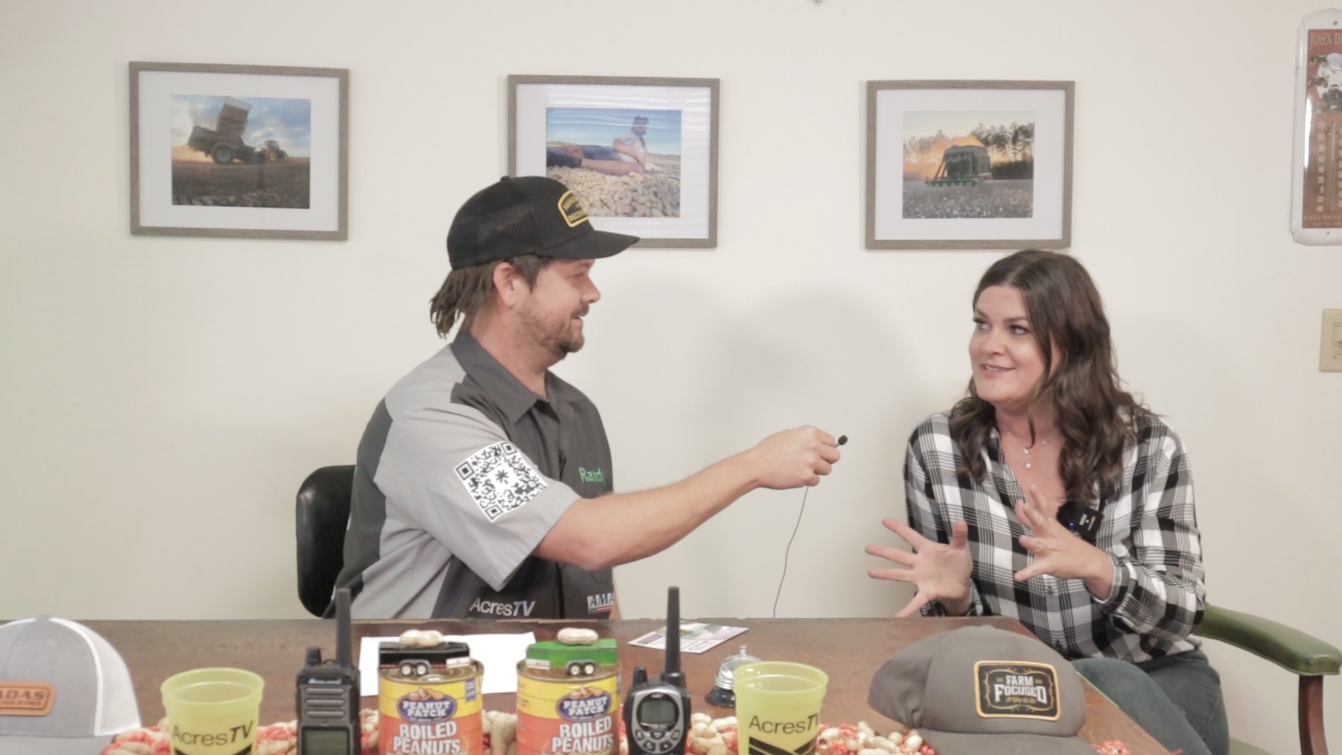 The Farm Babe Talks A Lot | Randy the Farmer