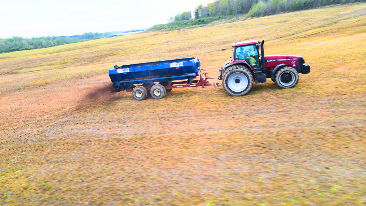 Spreading Chicken Litter & Getting Ready for Plant '24 | Farmer King