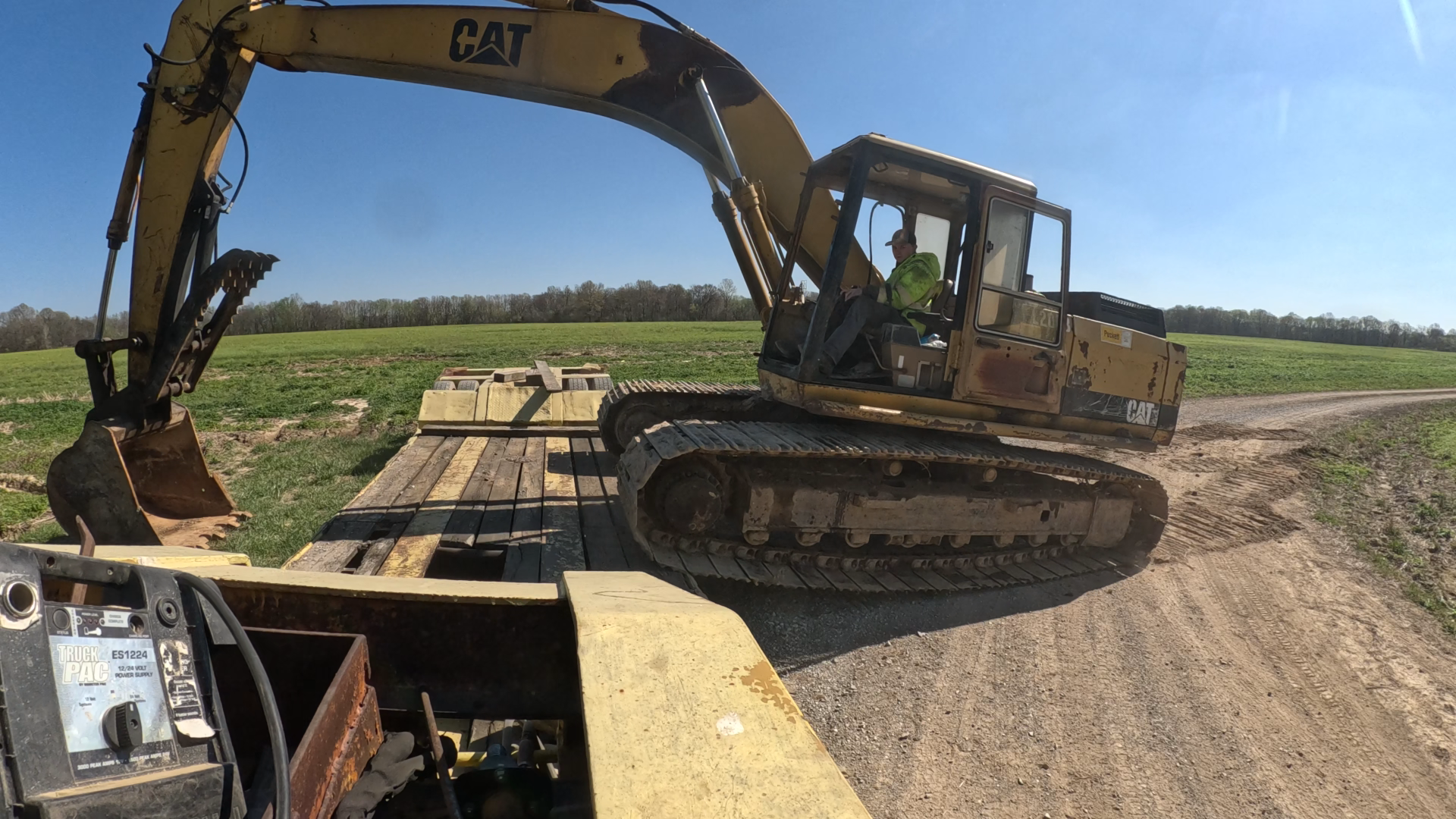 We Can Not Get Nothing Done Without Anything Falling Apart!!! | Farmer King