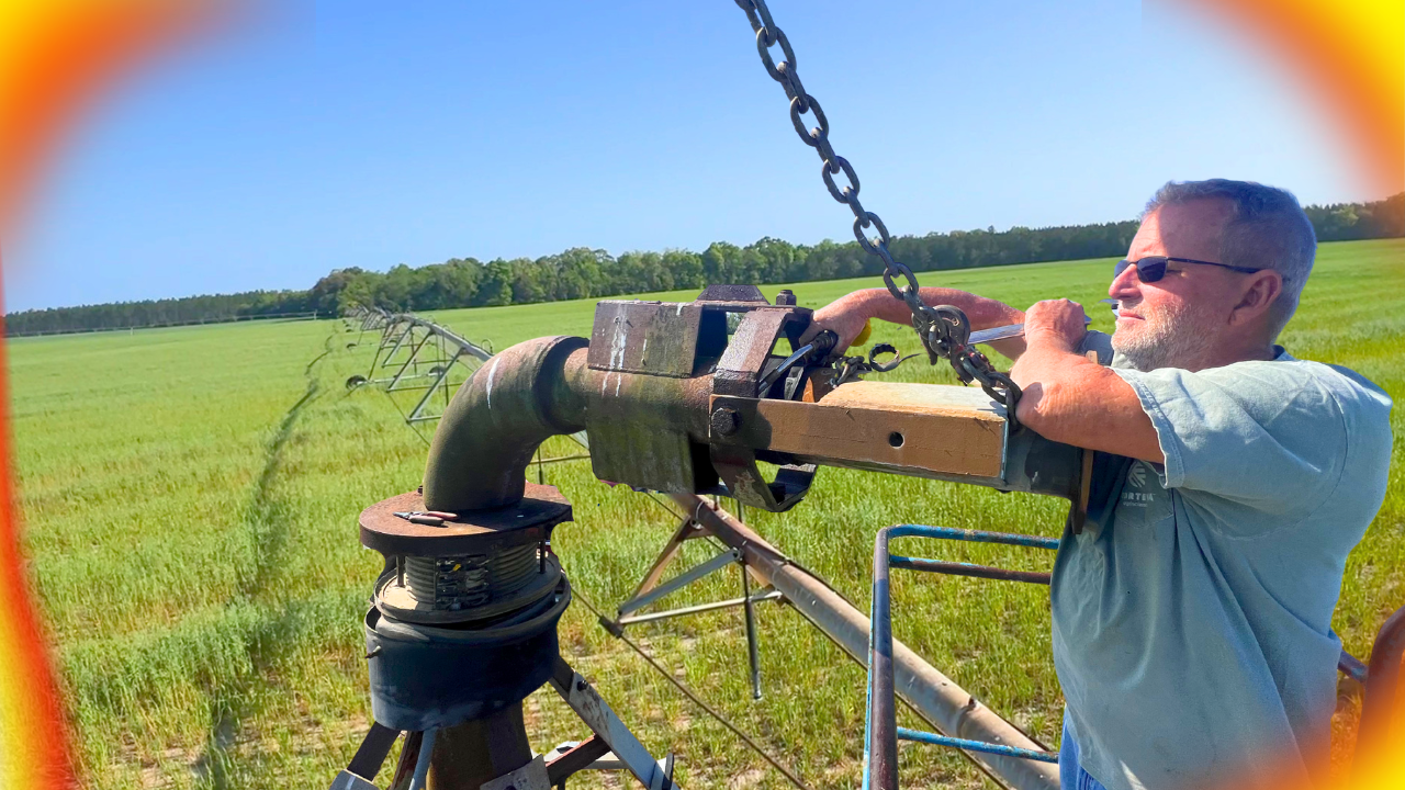The Oldest Pivot on the Farm Is Falling Apart | Field Rows