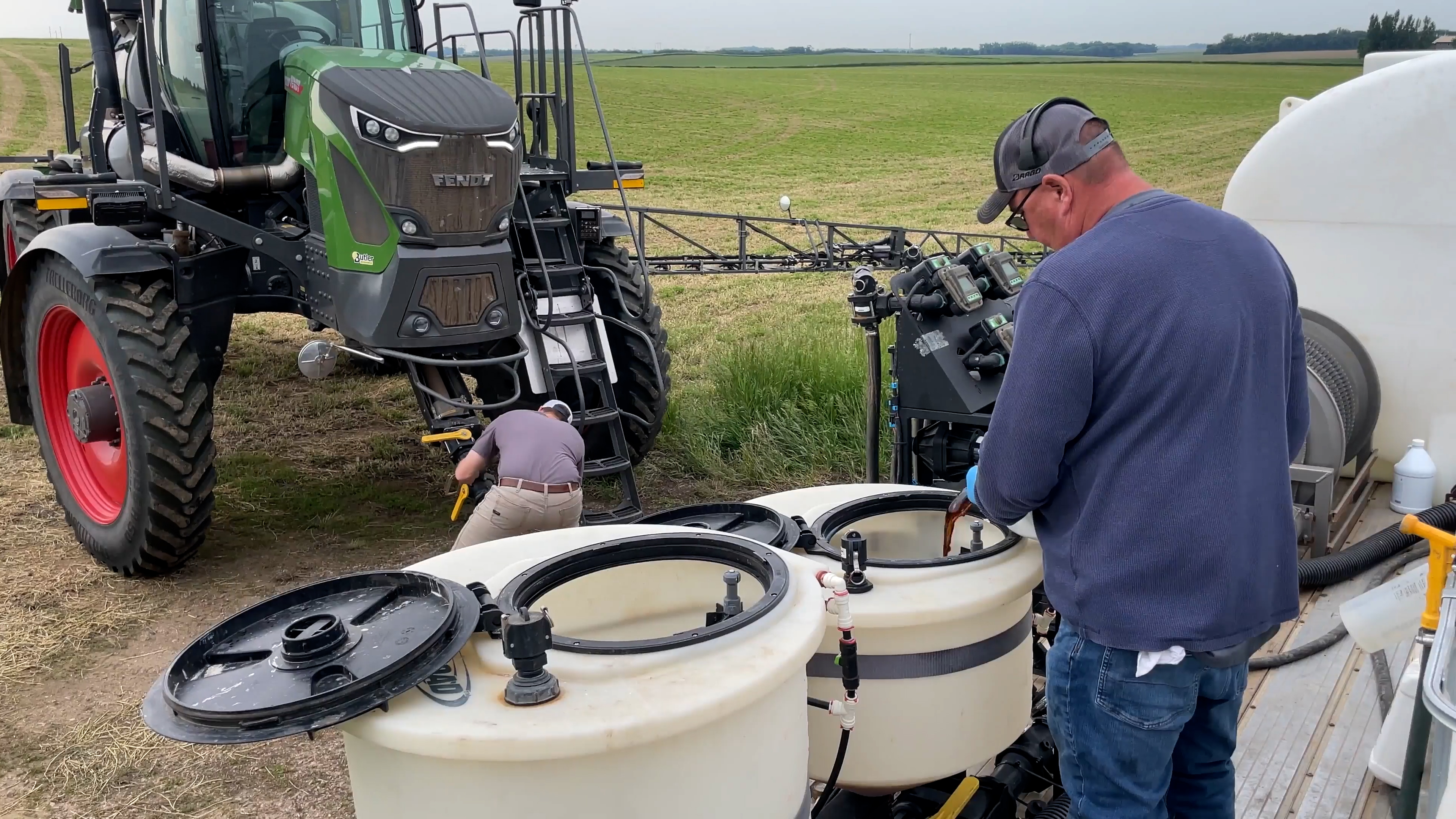 Hefty's Testimonial on Auto-Batch™ Direct Injection System | Dura Products