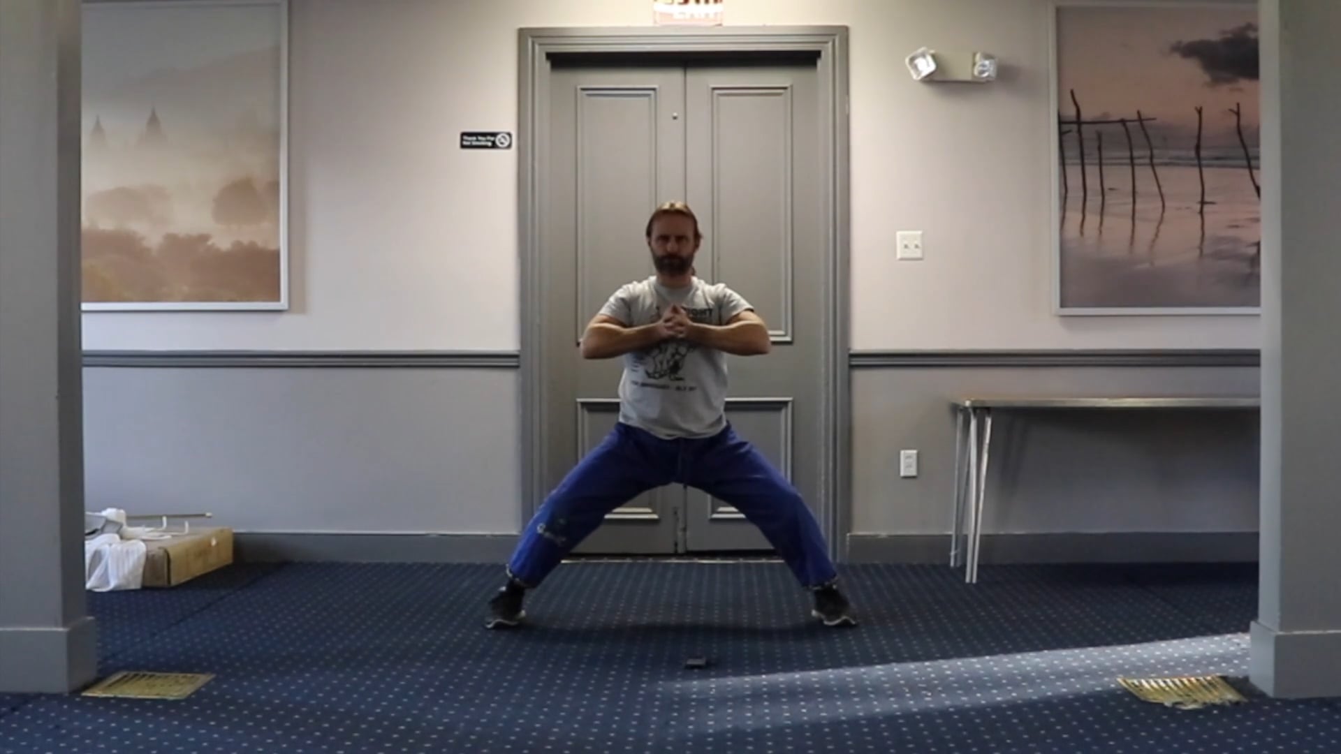 5 Minute Workout (Level 5): Knee Strength