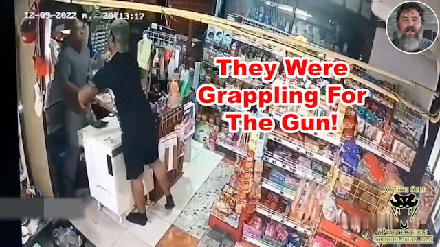 Store Clerk Tries To Scare Off Known ...