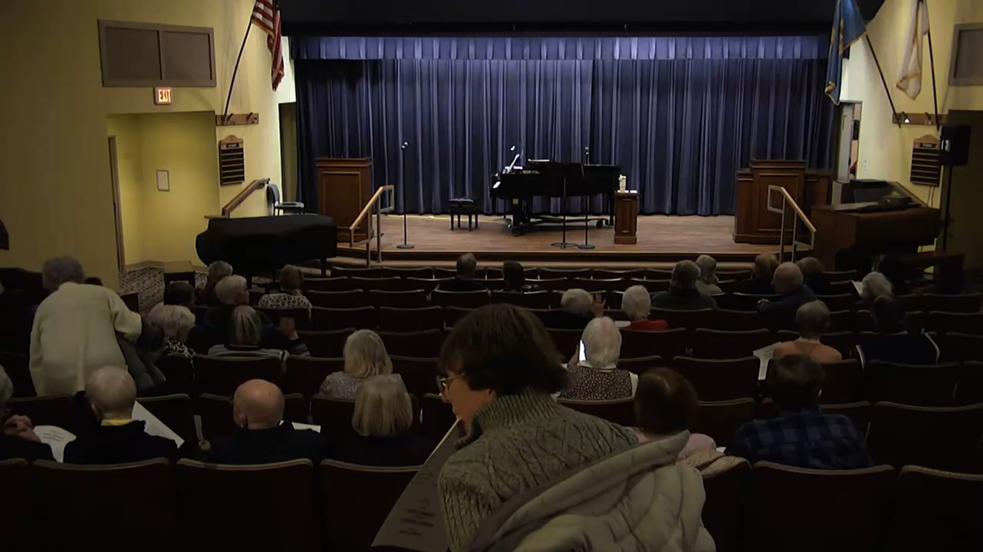 Jeff Uhlig concert: Krissy Fraelich, vocalist