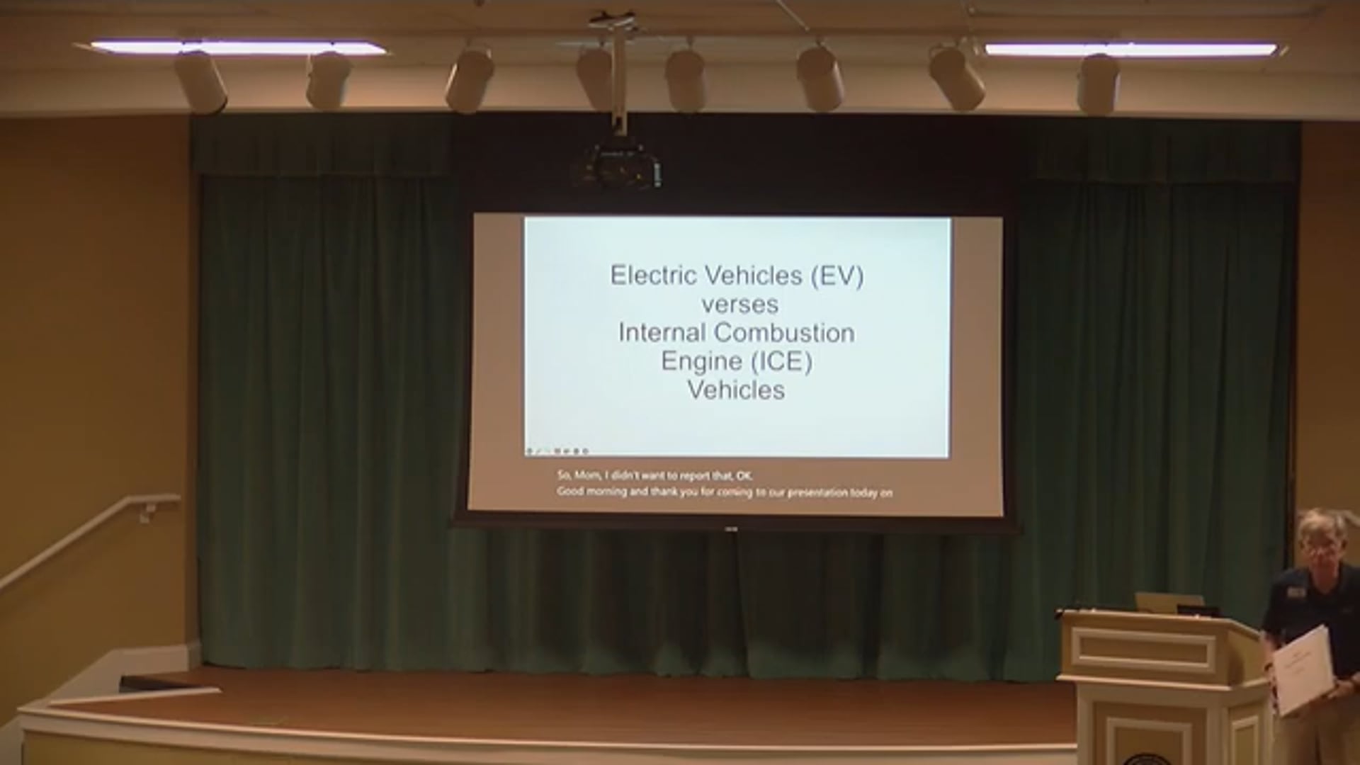 Electric Vehicle (EV) vs. Internal Combustion Engine Vehicle