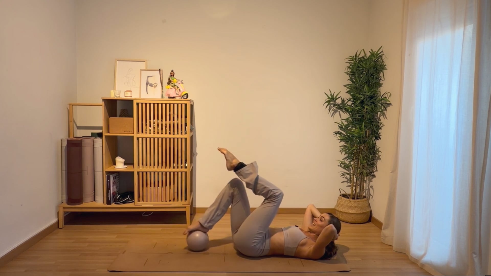 Adriana Sintes Video