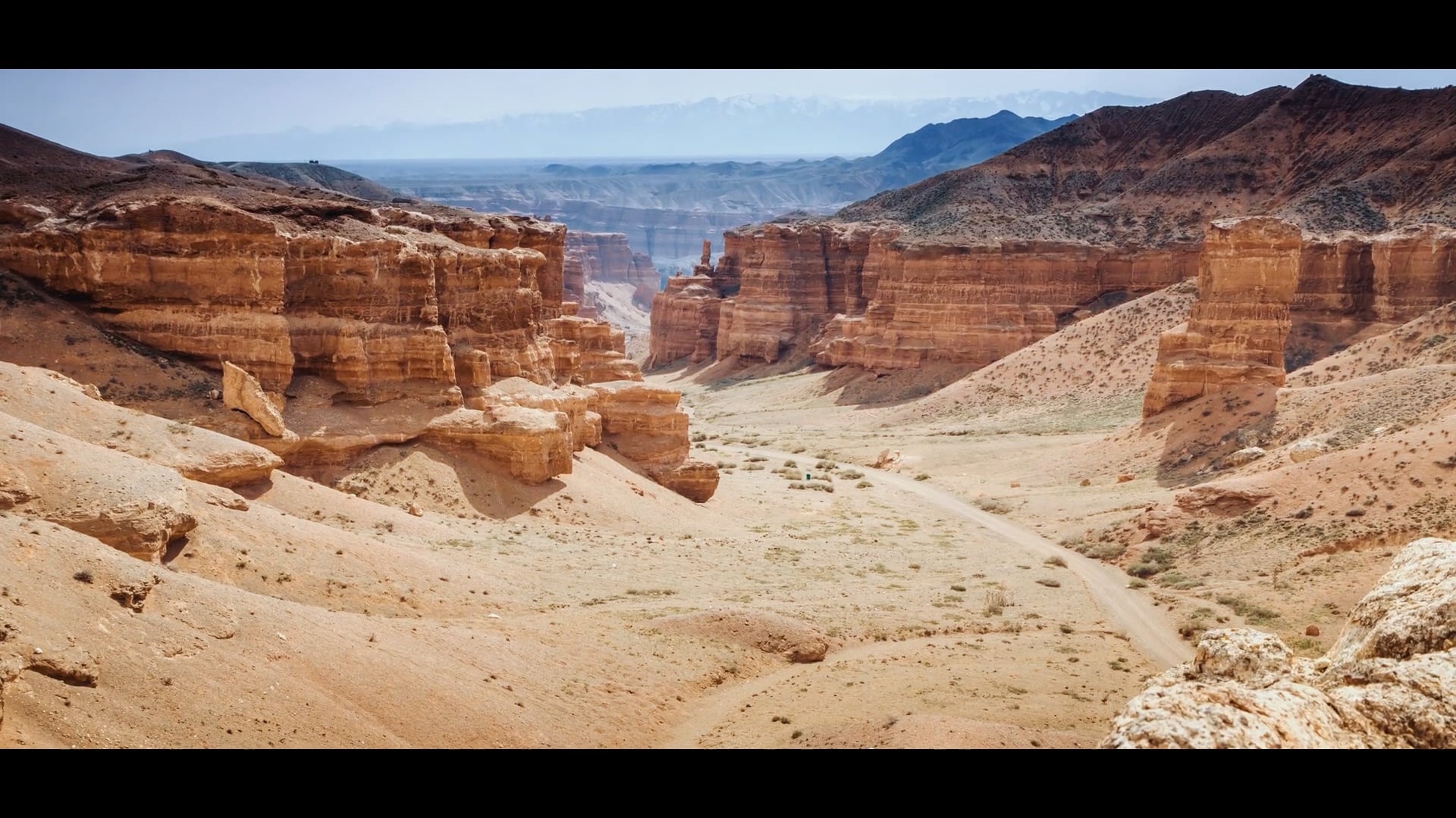 TravelByDart_Ep8S5_Kazakhstan1_WEB