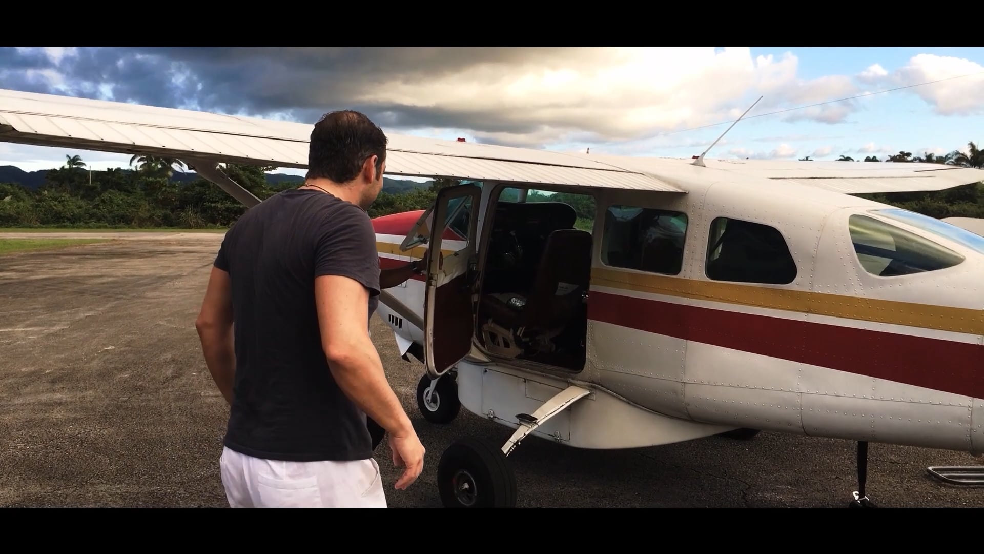 TravelbyDart_Ep11S1_Cambodia_WEB