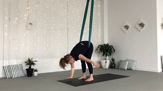 Aerial Yoga Teaser - 4