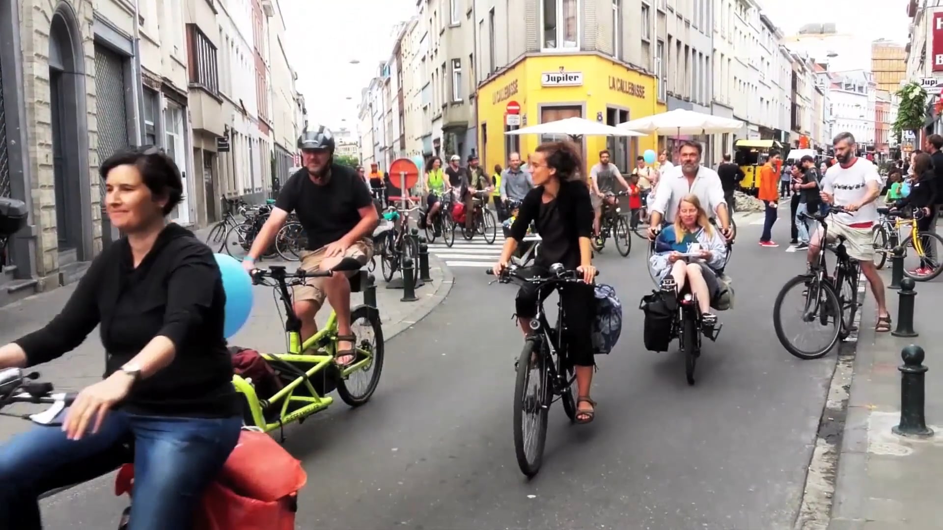 A VÉLO @ CHIBIDA - vidéo-clip