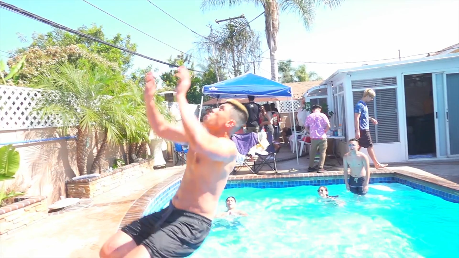 Squeeze Throws The Best Parties