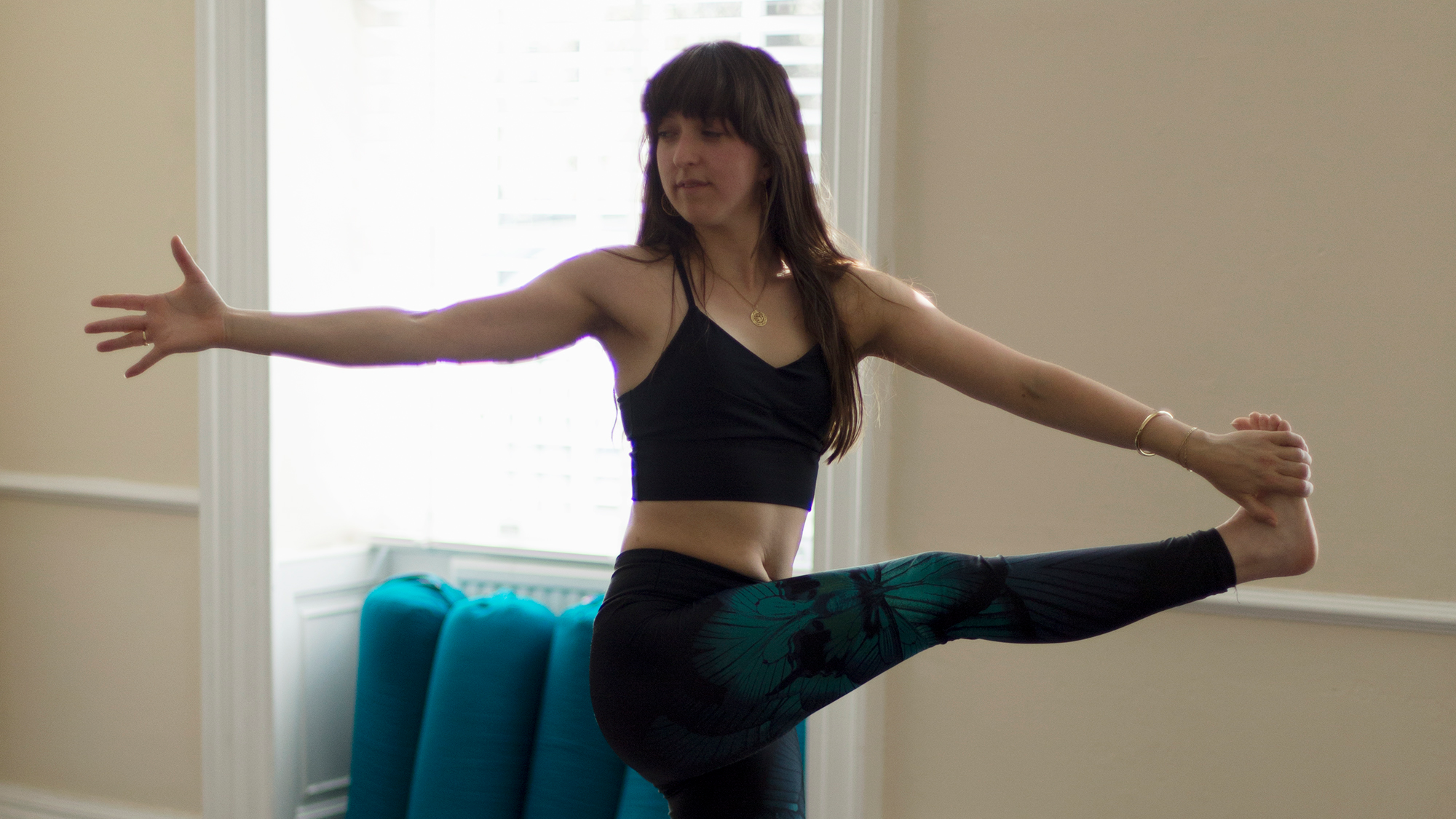 1 hour Vinyasa Flow Yoga