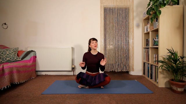 Short & Sweet Pigeon Pose Vinyasa Flo...