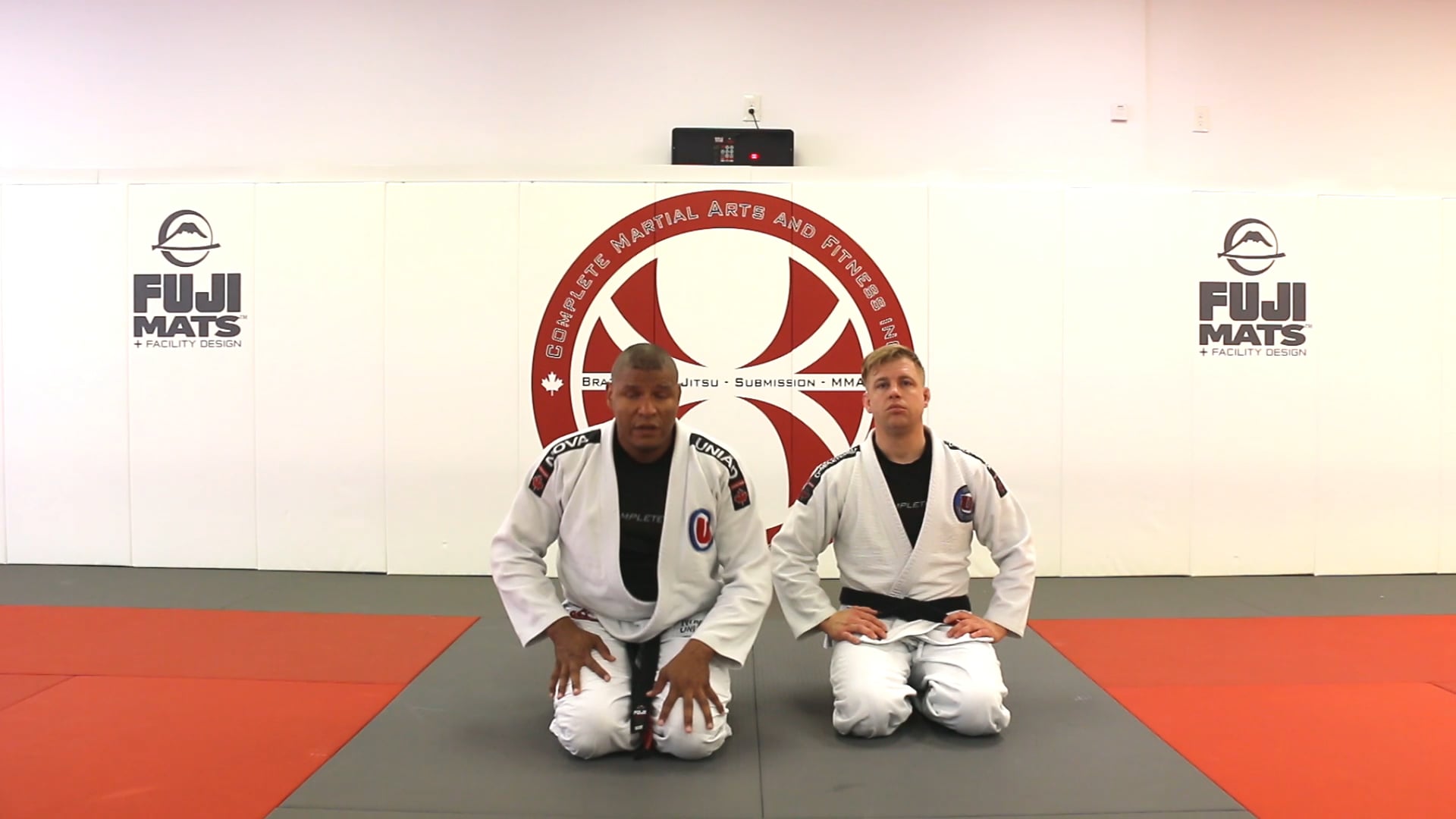Standing Guard Pass using the Collar Grab