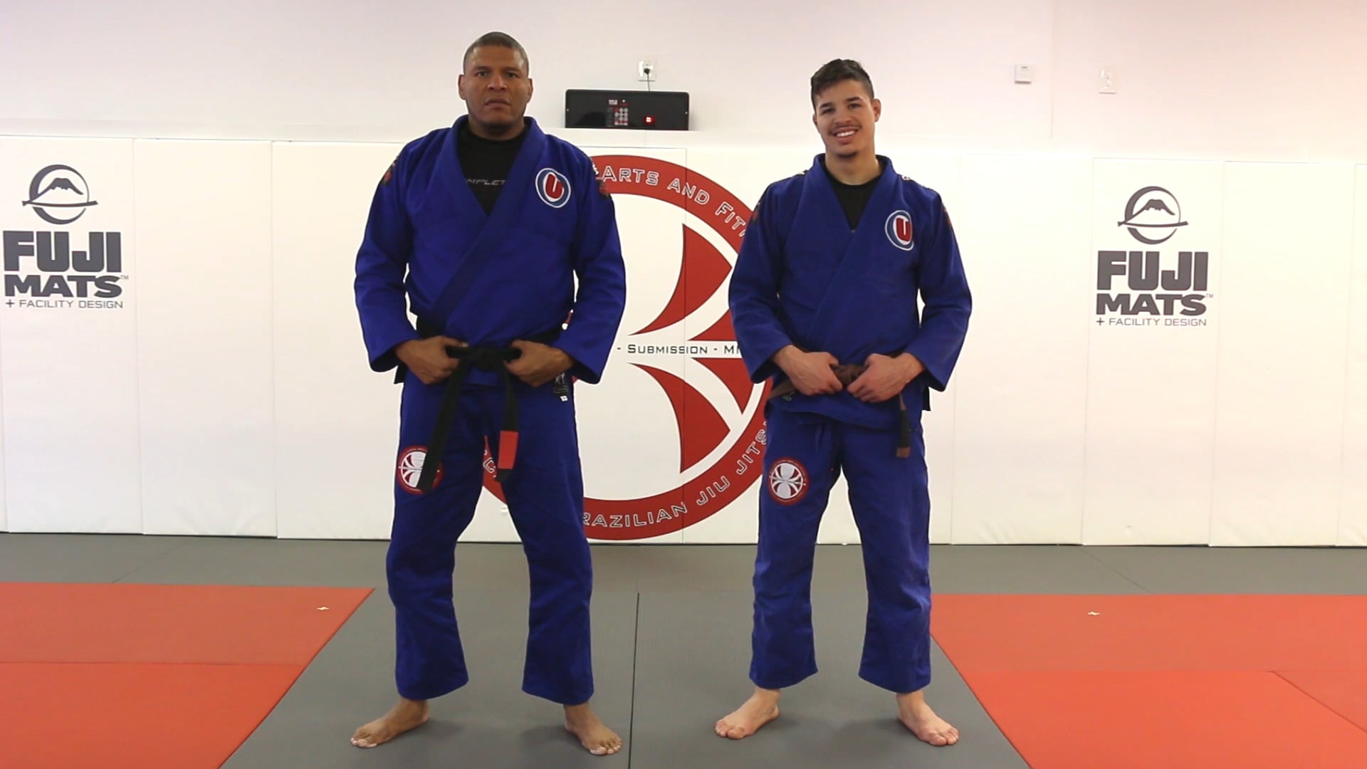 Jiu Jitsu Get Up Making Space - Basic Self Defense